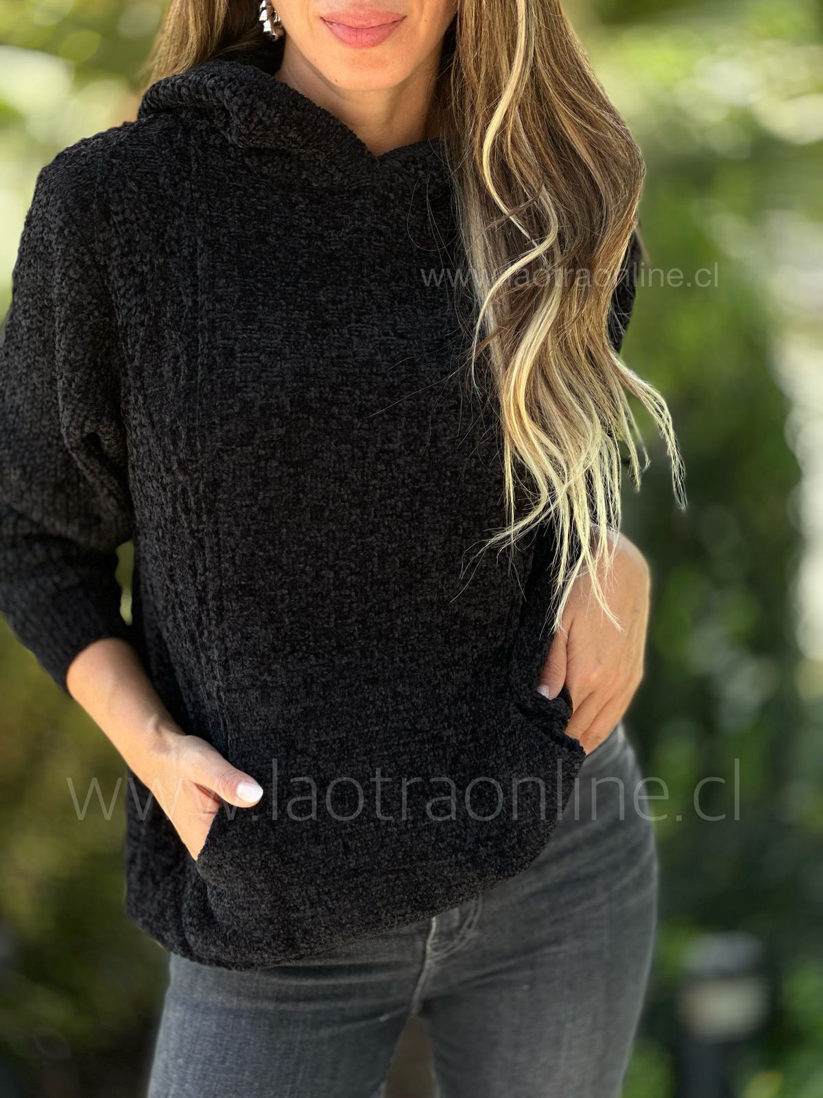 Polerón Chenille negro
