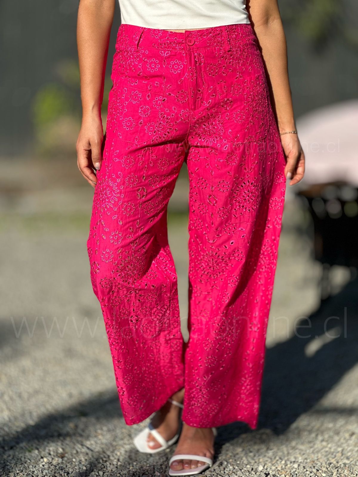 Pantalón Broderie fucsia