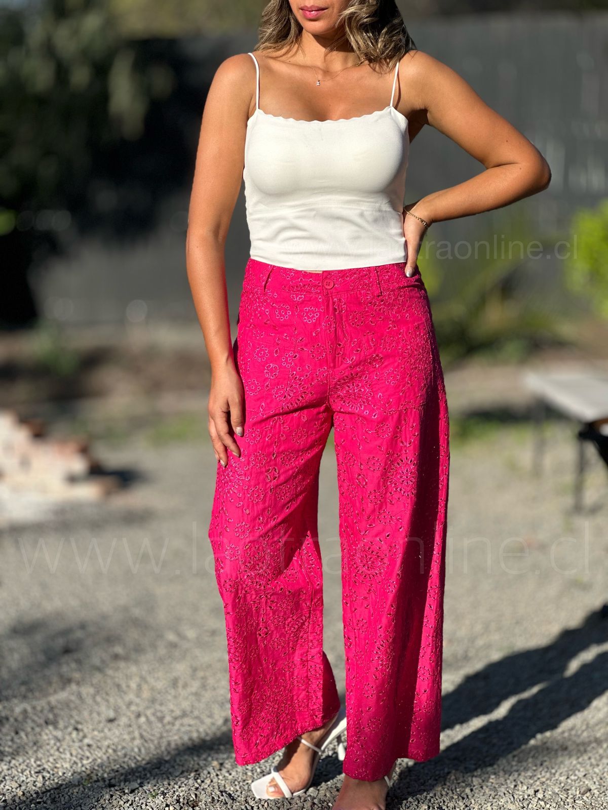 Pantalón Broderie fucsia