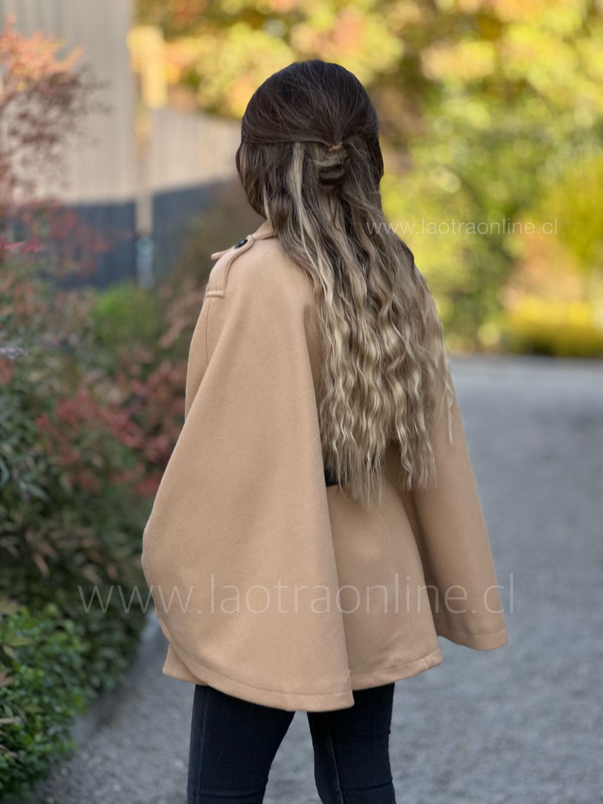 Abrigo/Poncho Anna camel