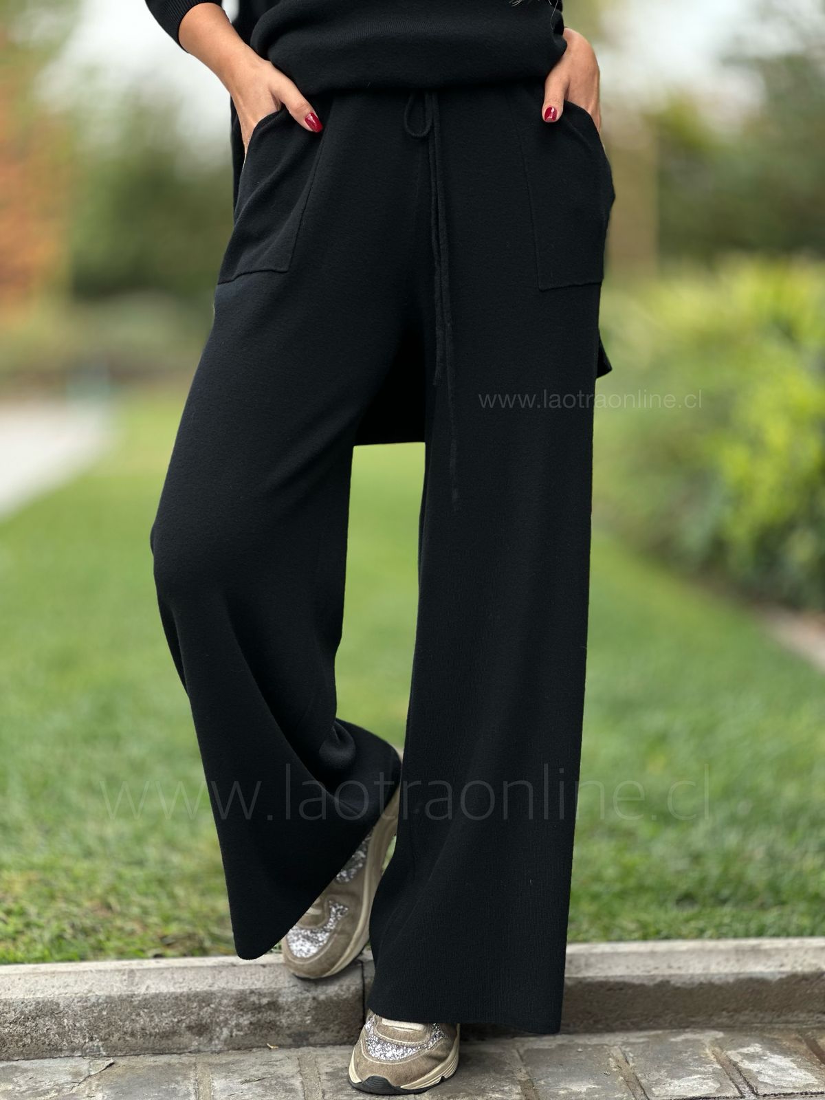 Conjunto Anastasia negro