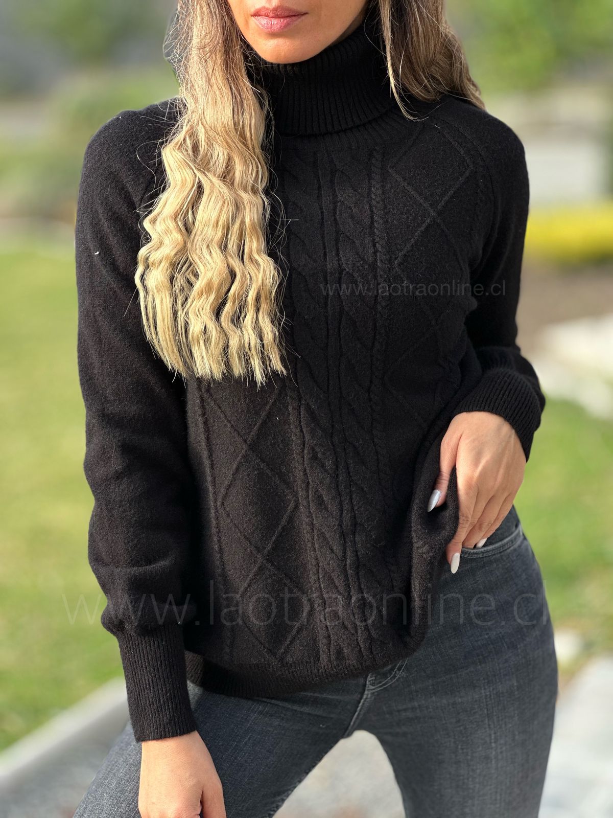 Sweater Micaela negro